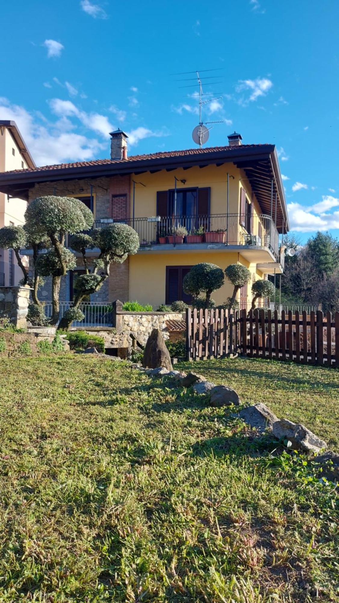 Al Vecchio Lavatoio Hotell Colle Brianza Exteriör bild