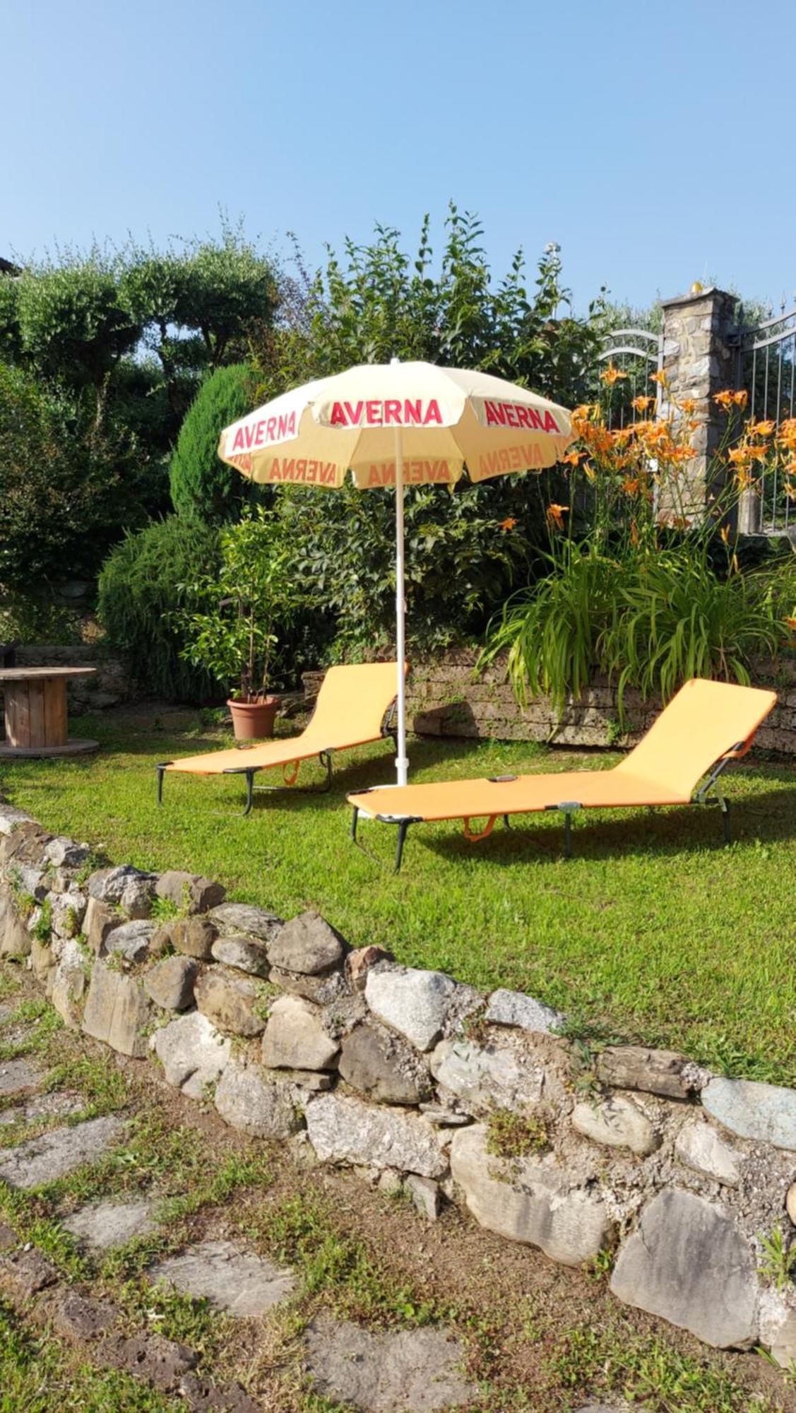 Al Vecchio Lavatoio Hotell Colle Brianza Exteriör bild